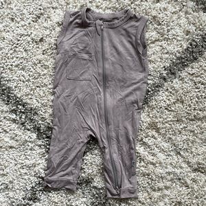 Kyte Baby - Zippered Sleeveless Romper in Mushroom 3-6m